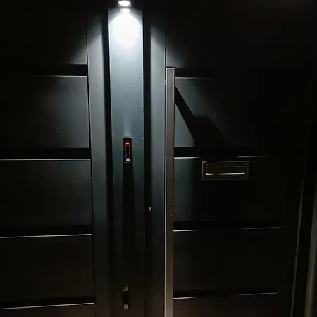 Na Tylnej W Sremie - Nr 1 Parter Apartment