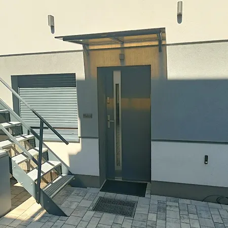 Na Tylnej W Sremie Apartment *
